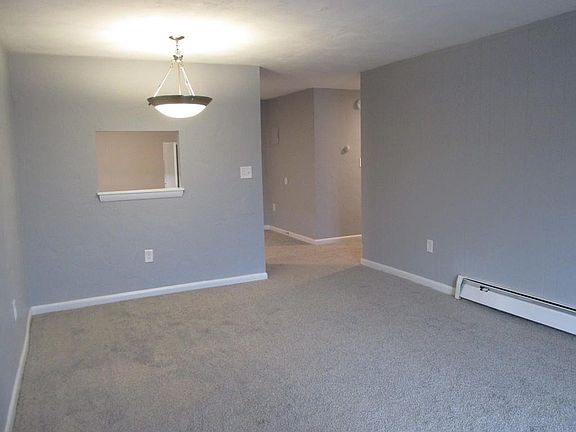 2nd image of 7 Park Ave APT 32