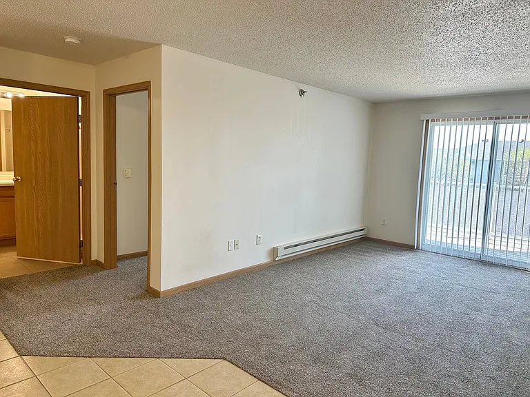 Pointe West II — Photo 25