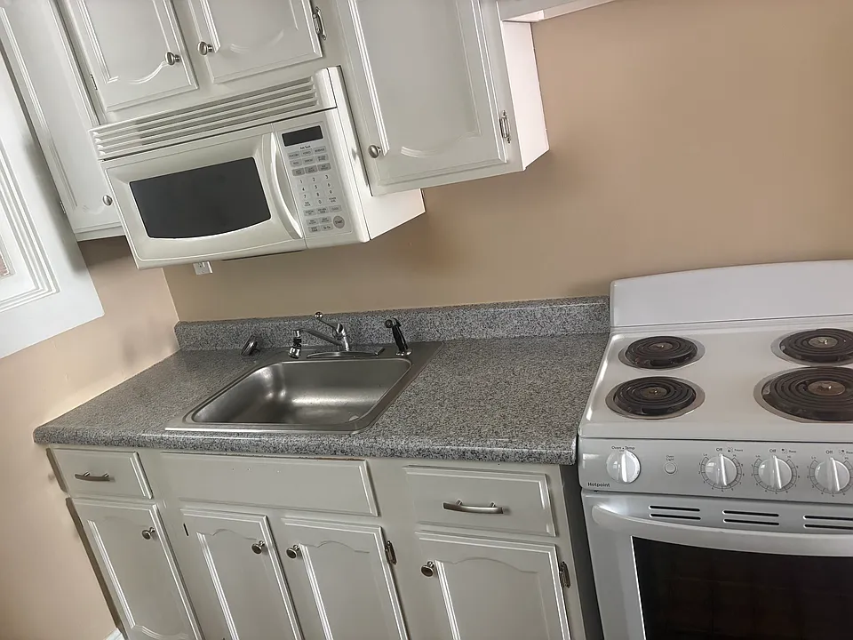 115 Algonquin St #6