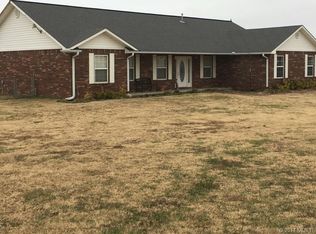 109 Lakeside Ave, Chouteau, OK 74337