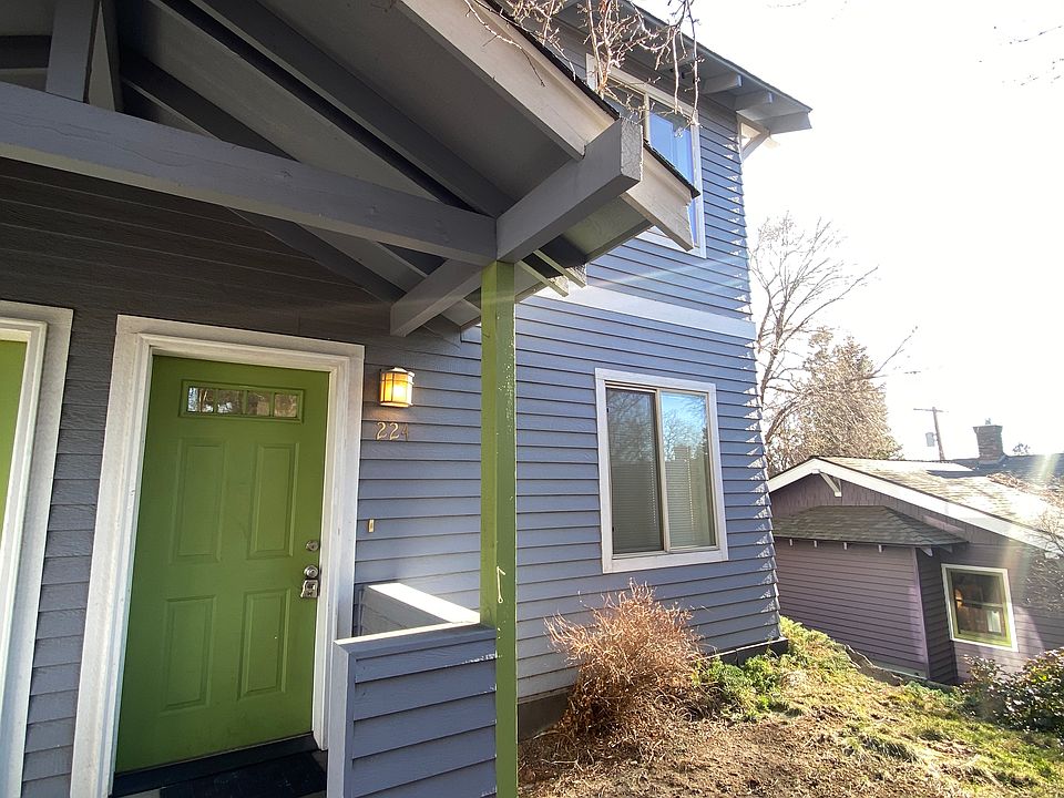 1st image of 224 NW Georgia Ave