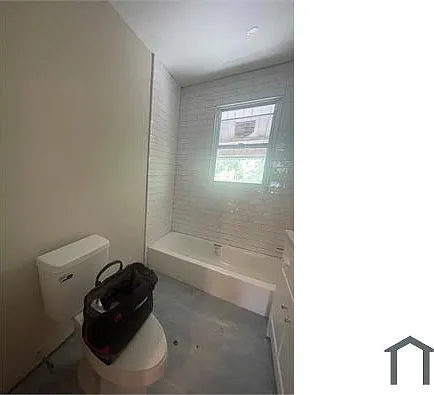 414 Chesapeake St SE — Photo 9