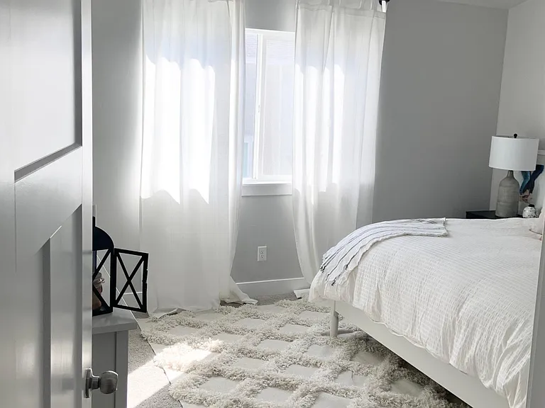 Master bed