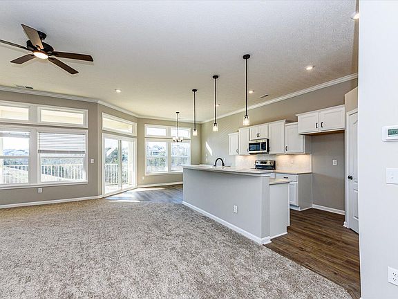 3rd image of 7673 Devonshire Dr #30-302