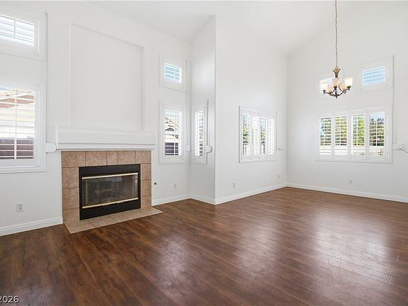 5th image of 244 Camelback Ridge Ave