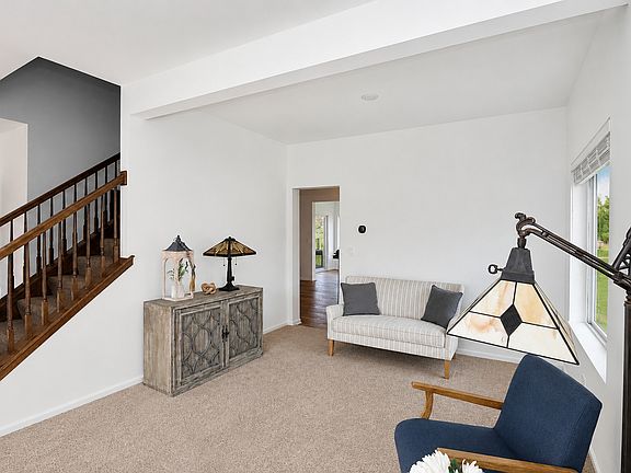 3rd image of 1506 Kempton St
