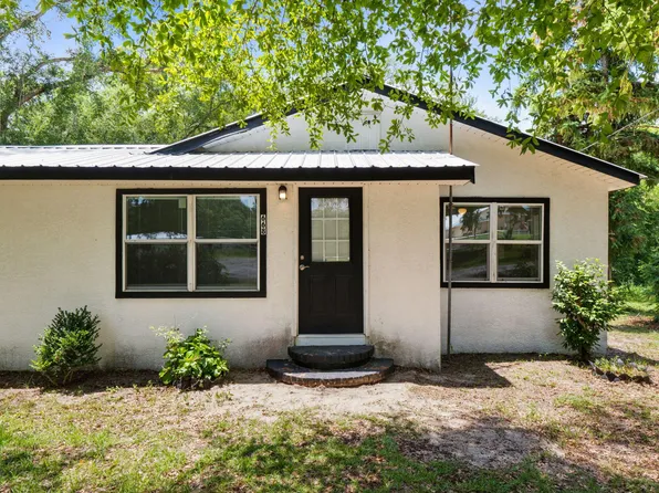 668 Wrights Creek Rd, Caryville, FL 32427