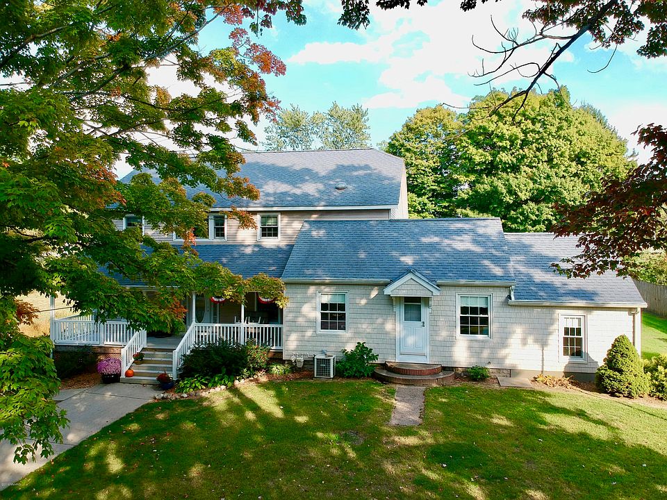 1st image of 605 Bailey Ave