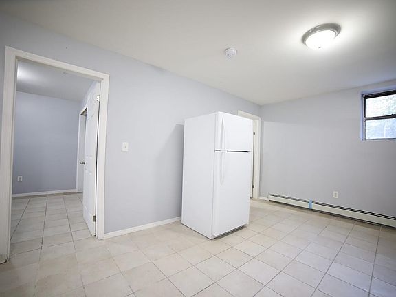3rd image of 204 Union St #3