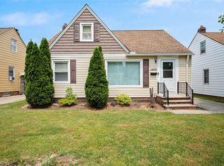 13205 Maple Leaf Dr, Garfield Heights, OH