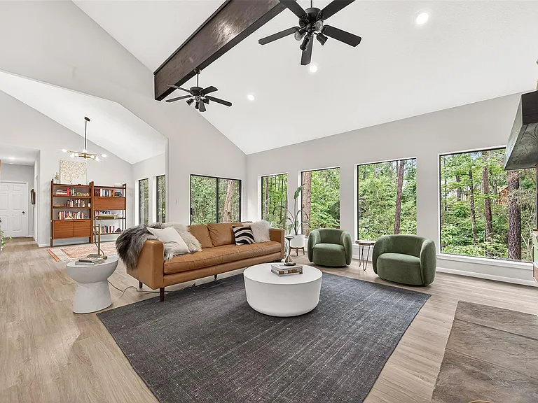 41 Creek Forest Ln — Photo 1