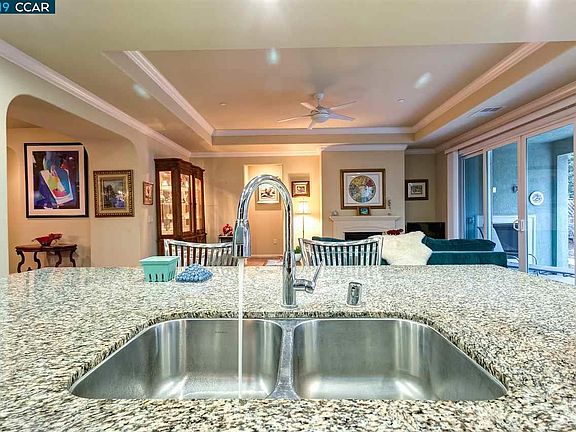 5th image of 8539 Pinehollow Cir