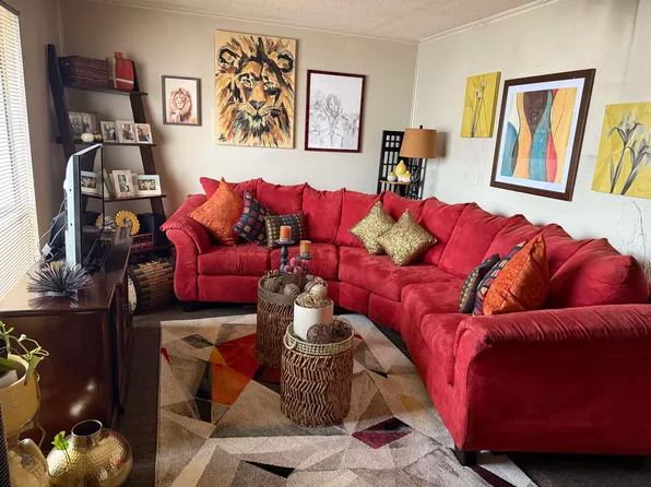 5662 Los Gatos Dr APT 4, Memphis, TN 38115