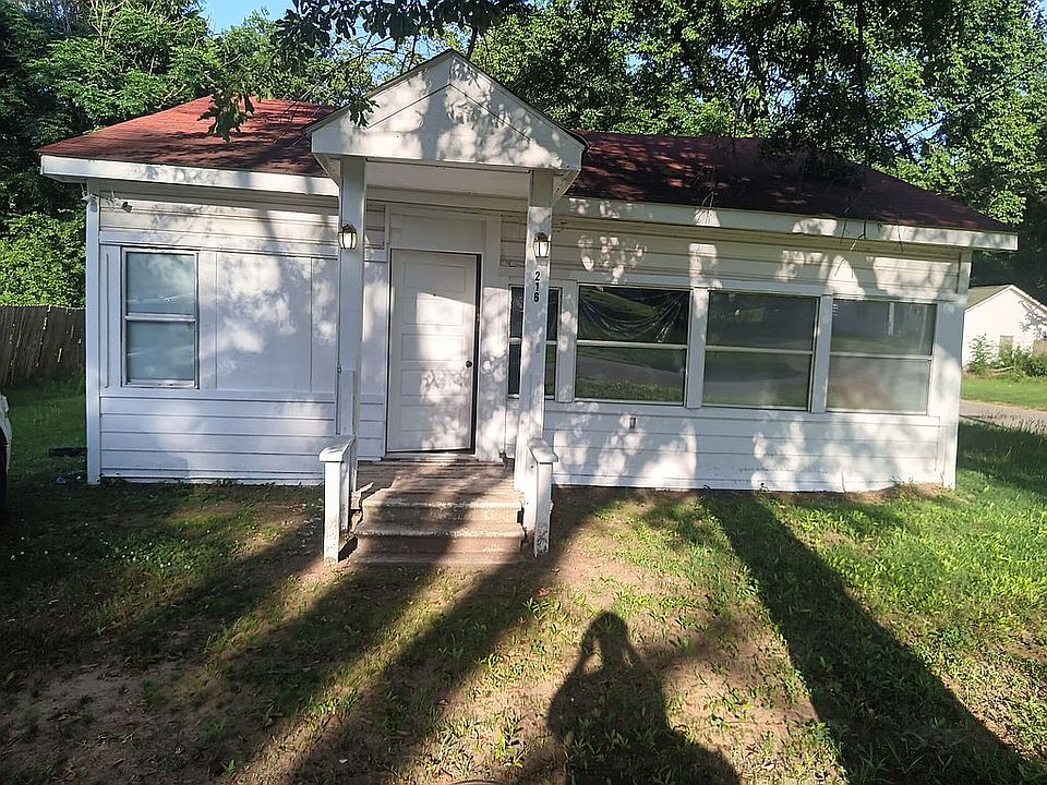 1st image of 216 Franklin St