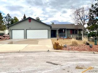 8088 Sandlily Ct, Rapid City, SD 57702