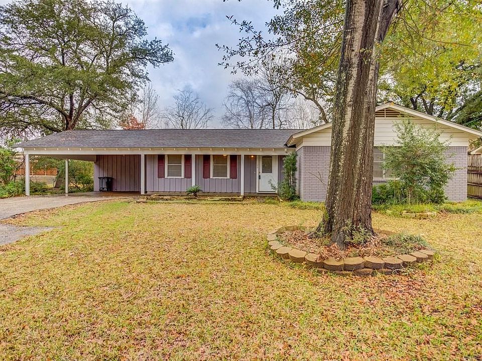 1st image of 108 Wesch Dr
