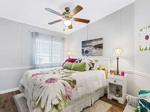 3rd image of 70 Mockingbird Ln