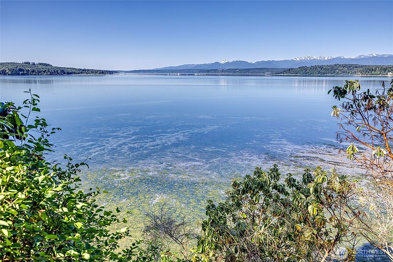 5th image of 35275 Hood Canal Drive NE