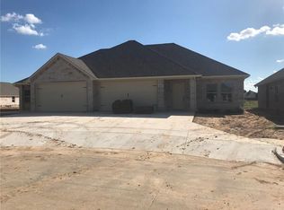 4923 Opal Ct, Granbury, TX 76049