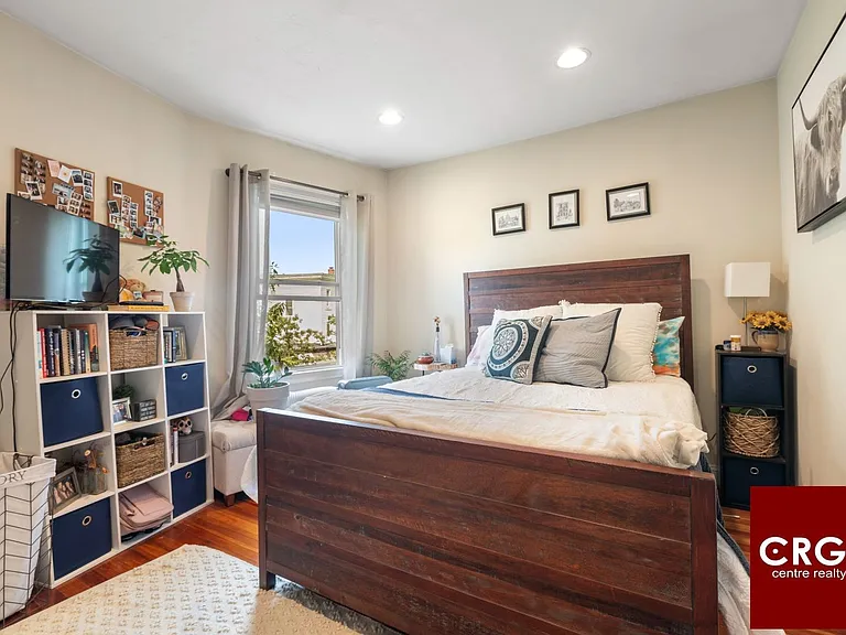 578 Washington St #2 — Photo 7