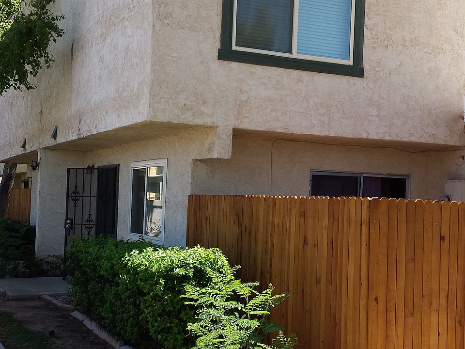 1st image of 6032 W Townley Ave