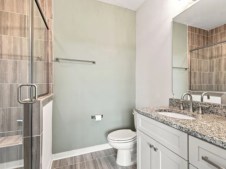923 Ashland Place Dr — Photo 17