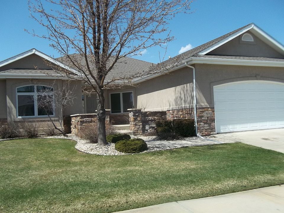 Stucco Patio Home