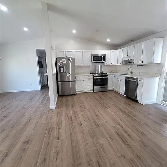 191 Shand Ave — Photo 4