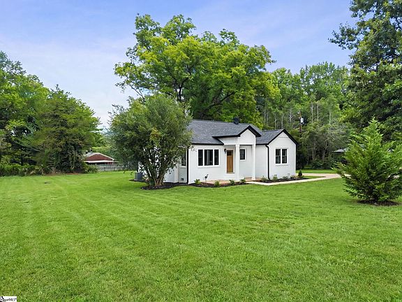 3rd image of 5497 Old Buncombe Rd