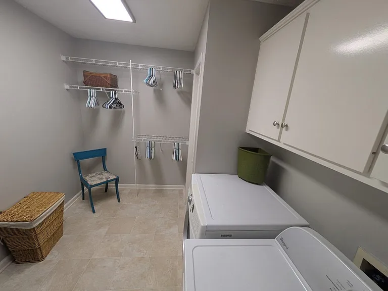 1064 N Montgomery St #A — Photo 11