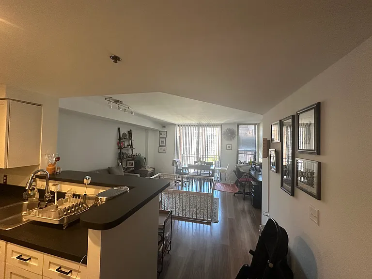 3883 Connecticut Ave NW #401 — Photo 8