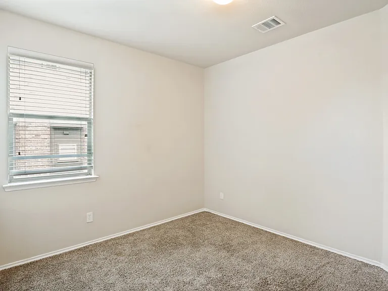 1305 Lone Pine Dr — Photo 20