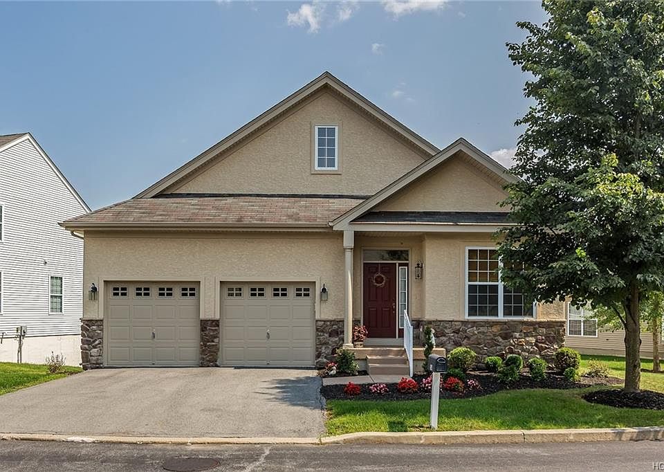 1st image of 54 Jasmine Dr