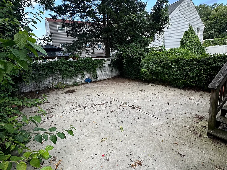 33 Dunbar St #1 — Photo 21