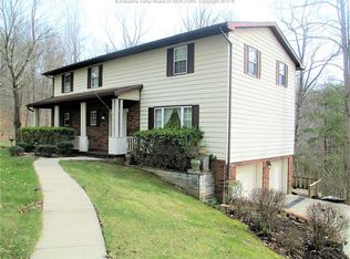 5014 Dempsey Dr, Cross Lanes, WV