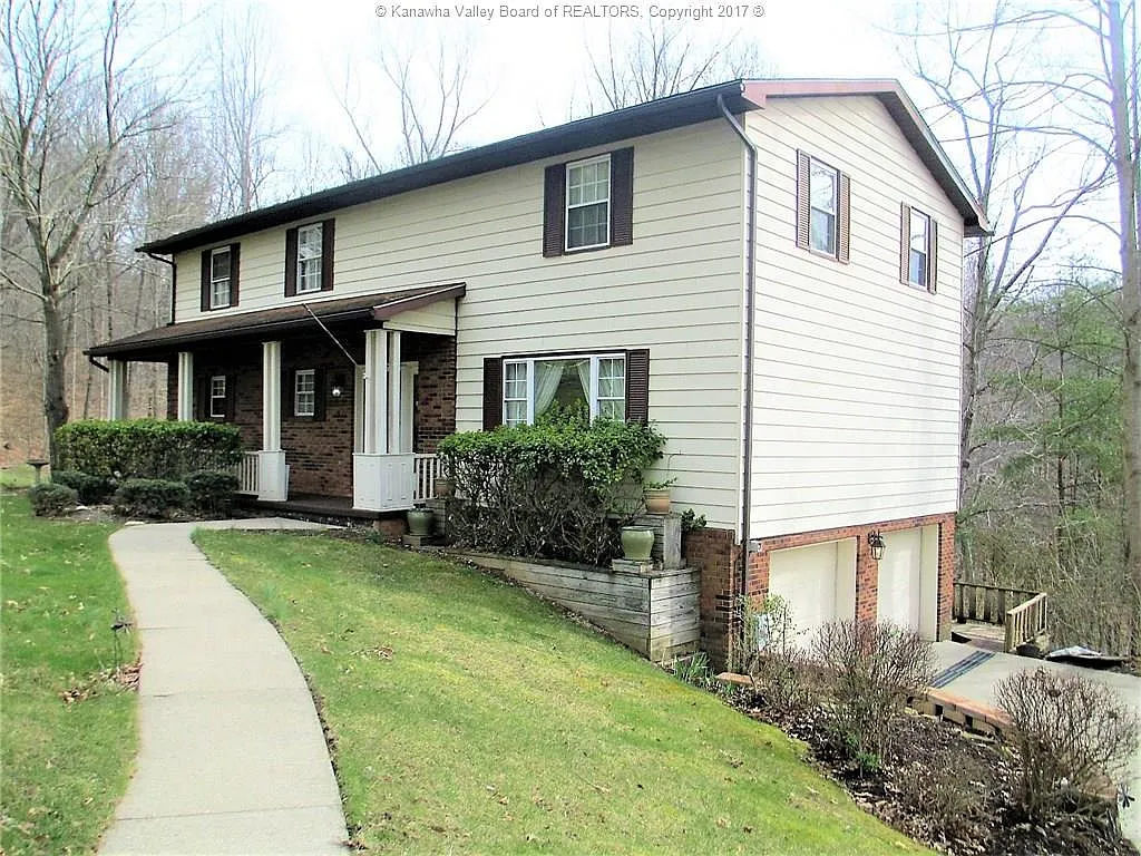 5014 Dempsey Dr photo 1