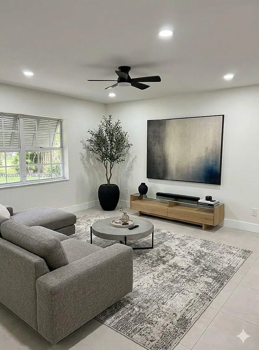 2 bed, 2348 sqft, $2,500 — Photo 2