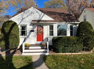 623 E Farnum Ave, Royal Oak, MI 48067