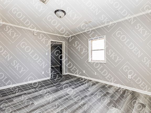 4th image of 115 E Willard St APT 3