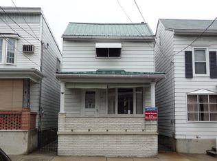 39 N Mill St, Saint Clair, PA 17970