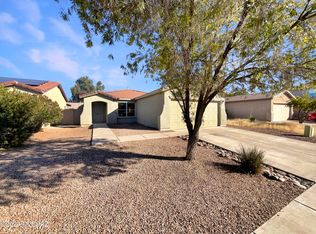 9256 N Centipede Ave, Tucson, AZ 85742