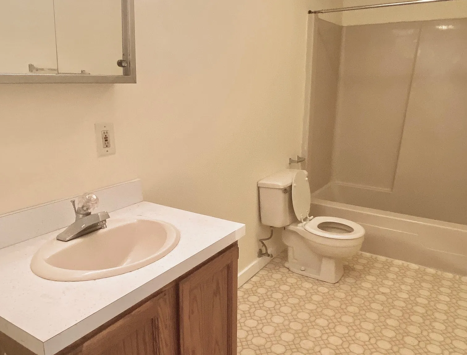 504 Main Street-Beehive 2 — Photo 4