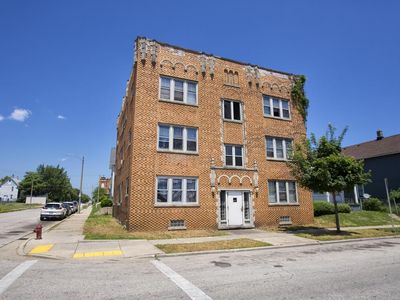 1242 West Highland AVENUE, Milwaukee, WI, 53233