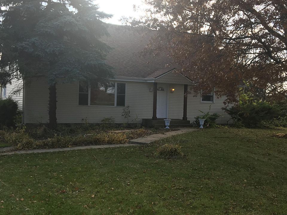 2nd image of 11815 W Laraway Rd