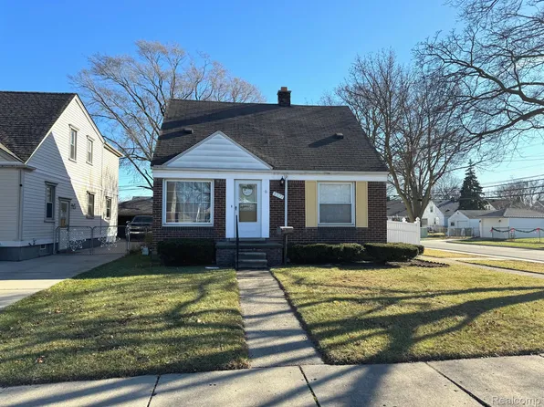 3371 Raymond Ave, Dearborn, MI 48124