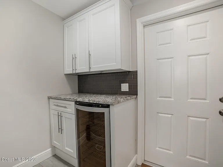 115 S Indian Cir — Photo 19
