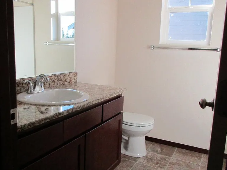 117 N Lenore Ave — Photo 15