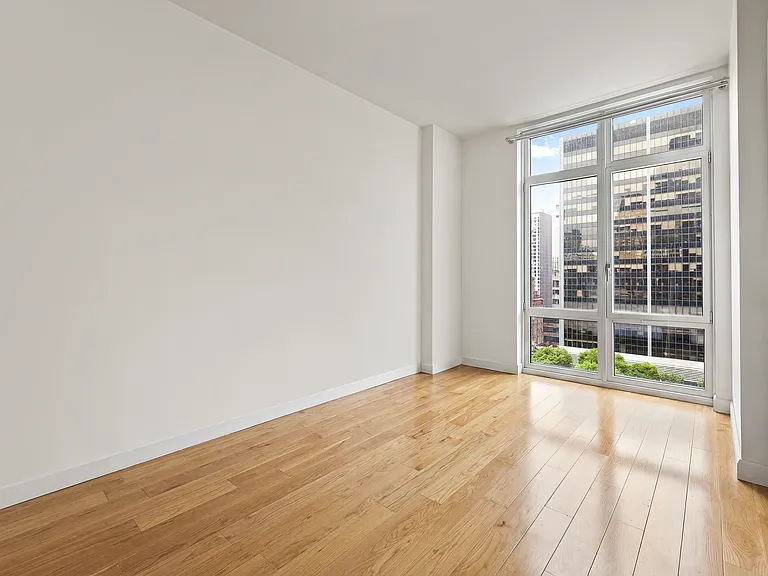 555 W 59th St #15C — Photo 6