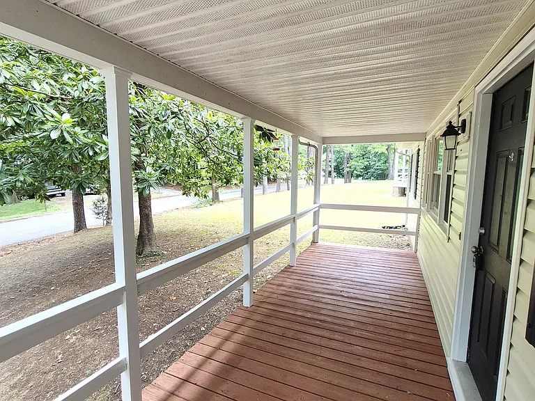 3041 Clintwood Rd — Photo 2