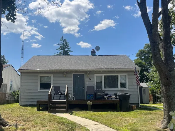5 Larchmont Dr, Pleasantville, NJ 08232